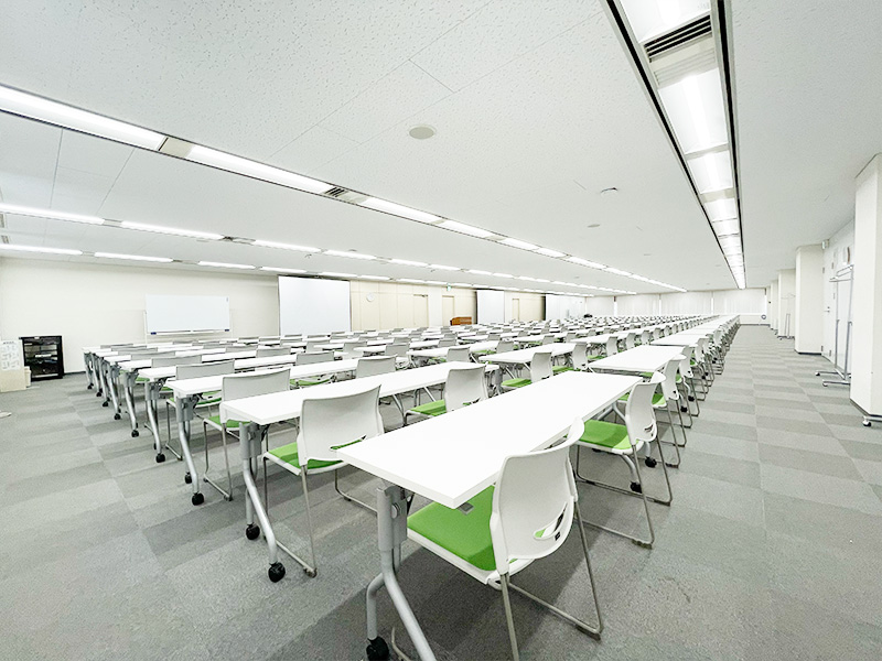 ビジョンセンター横浜（西口）