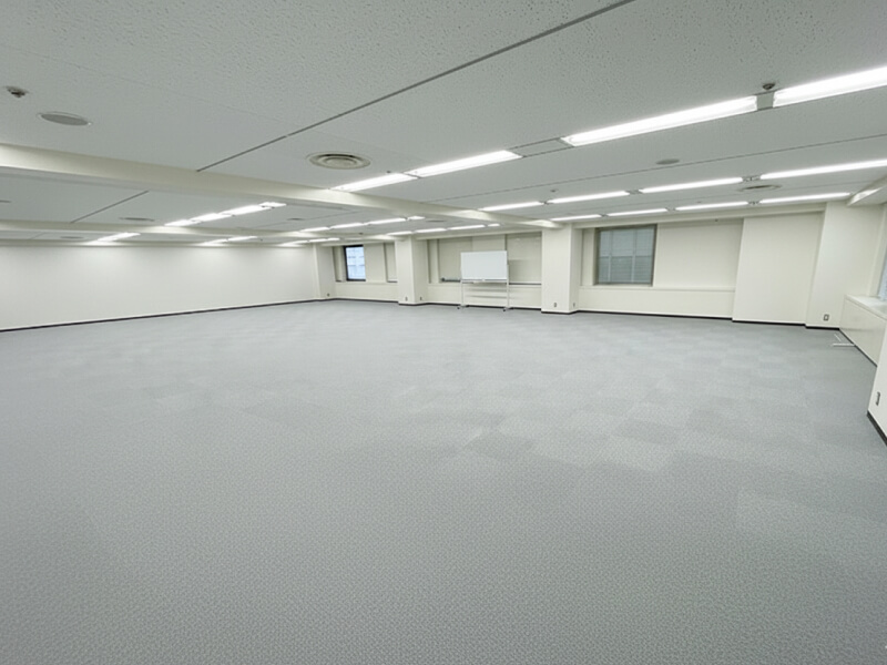 西新宿の室内 小規模イメージ1