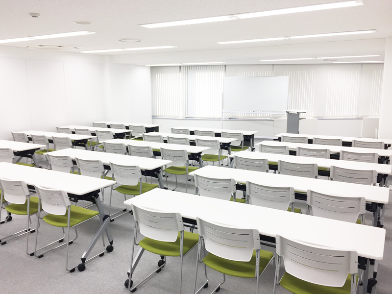 東京駅前貸会議室 604（スクール形式）