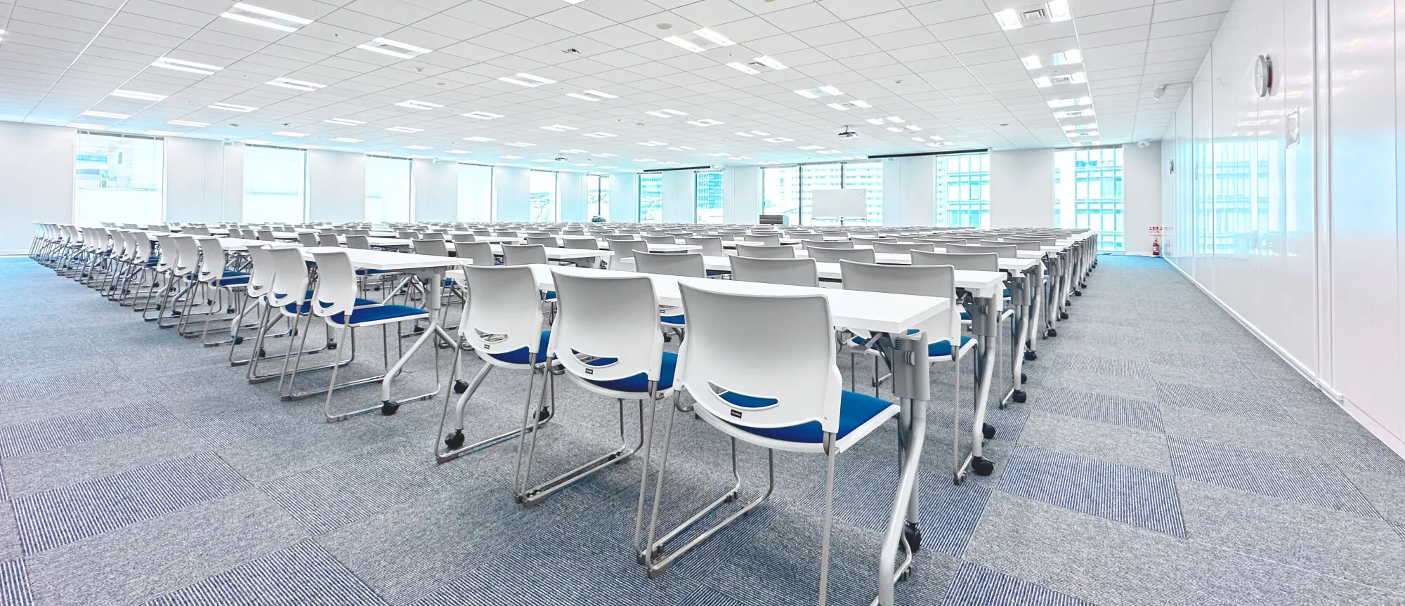 ビジョンセンター横浜みなとみらい 室内写真