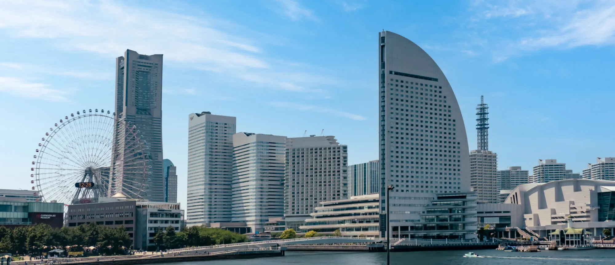 セミナー形式で利用されているイベントホールの様子