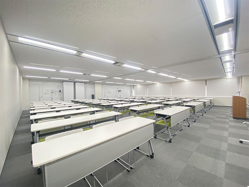 横浜駅西口の室内 小規模イメージ2