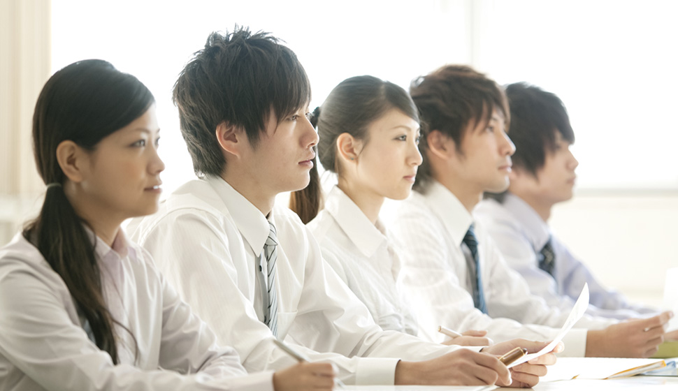 新人社員研修 イメージ